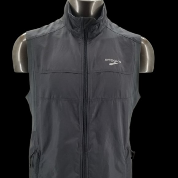 Brooks Jackets & Coats Brooks Running Vest Mens Large Gray